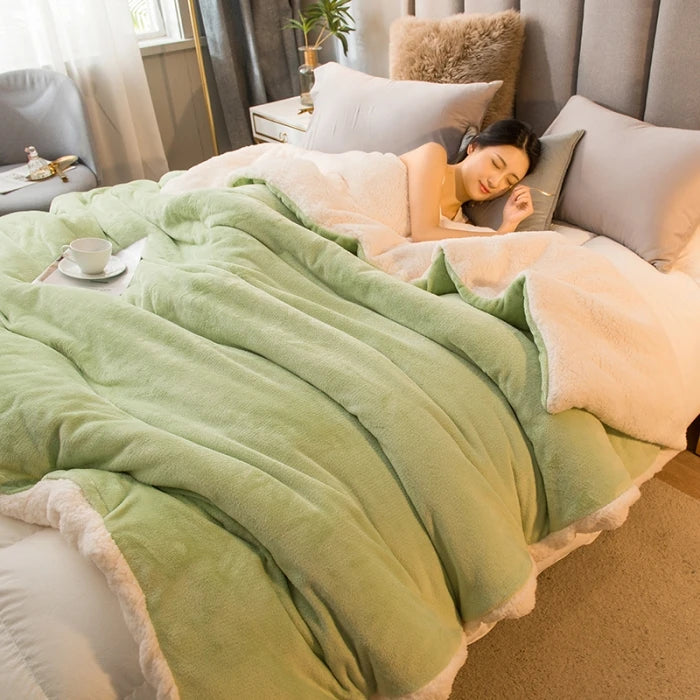 Auriela | Ultra-Cozy Winter Quilt Shell